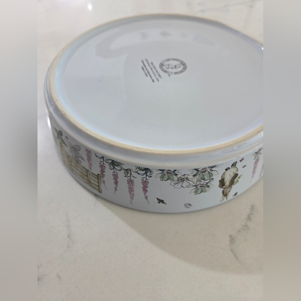 Peter Rabbit Spring Garden Round Casserole Dish - Picture 8 of 13